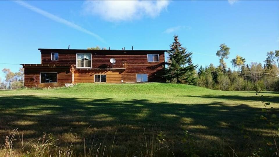 Wettstone Guest Ranch Bridge Lake