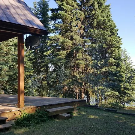 Wettstone Guest Ranch Bed & Breakfast Bridge Lake Room photo