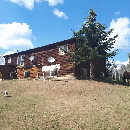 Wettstone Guest Ranch Bed & Breakfast Bridge Lake Exterior photo